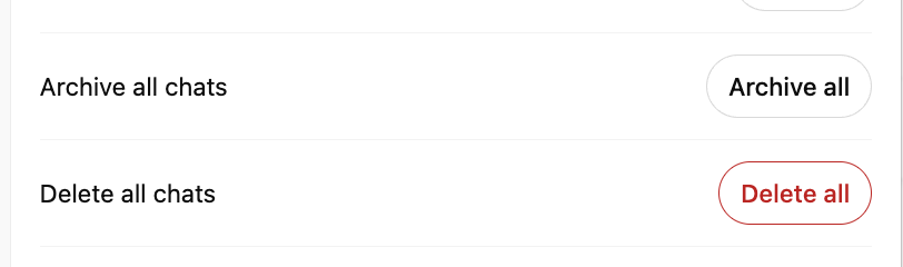 Data controls 页面里的 Archive all chats 与 Delete all chats 两个按钮（英文界面）