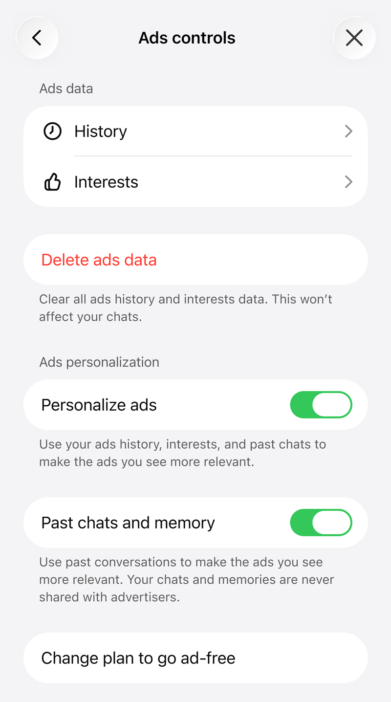 iOS 上的 Ads controls 頁面：可以查看廣告歷史和興趣、刪除廣告數據、關閉 Personalize ads